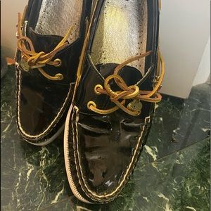 Patent leather sperry’s  women’s size 9